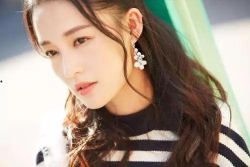 娱乐吃瓜李沁视频